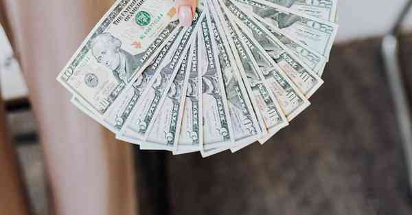 如何快速制作绿水_如何快速制作表格excel