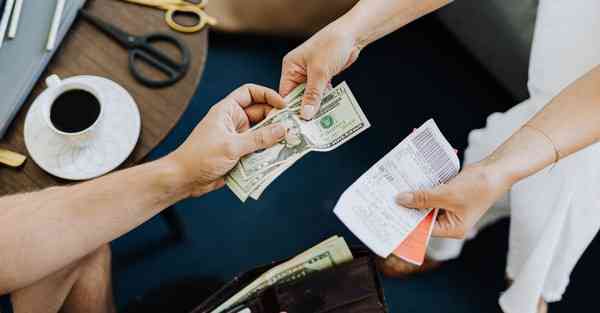 宣传片应该带什么话题