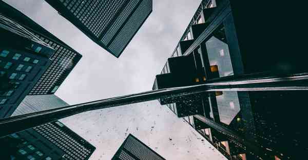 杨超越制作宣传片