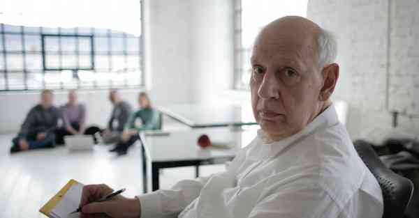 如何制作单位宣传片_如何制作单位专用的ppt