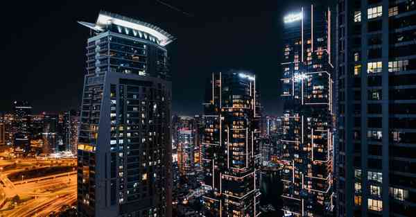 琉璃是什么材质制成的_琉璃是什么材质价格贵吗